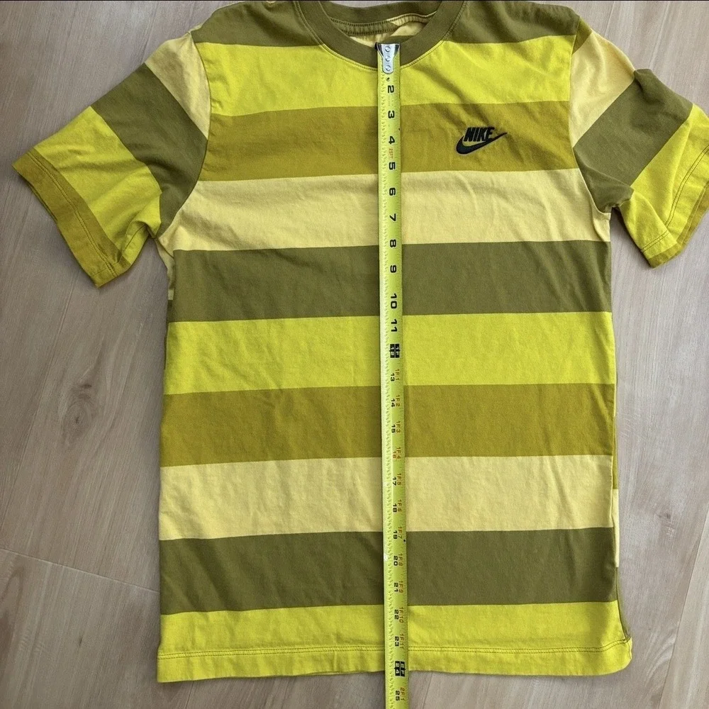 NIKE‎ Men's Small Striped Shirt Greens The Nike Shirt